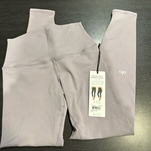 ALO Yoga High-Waist Leggings - Light Purple